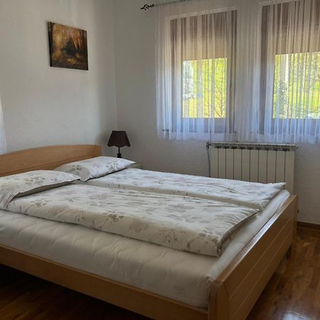 The View Apartment Високо Екстериор снимка