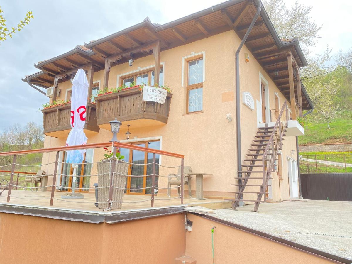 The View Apartment Високо Екстериор снимка